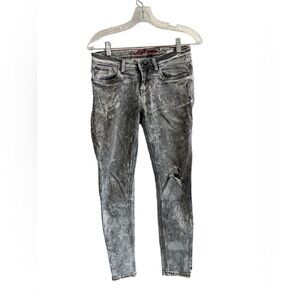 Ed Hardy Mid Rise Skinny Jeans Size 6